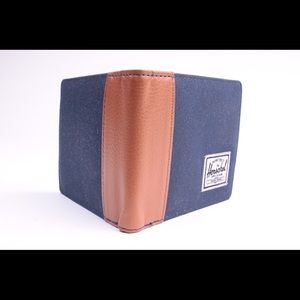Herschel Wallet